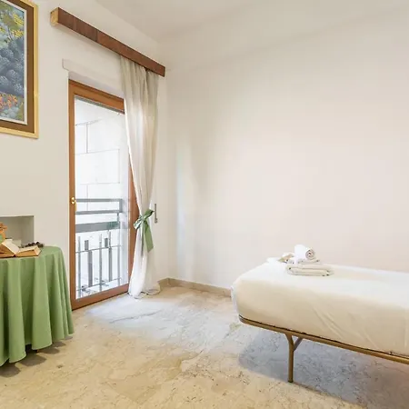 Apartment St Peters Garden 3 Bdr *