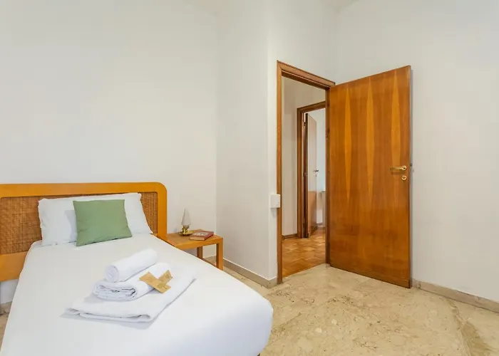 St Peters Garden 3 Bdr *